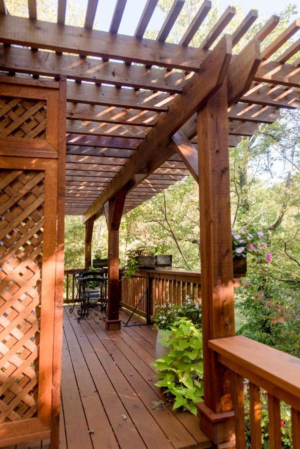 Dickson Street Bed & Breakfast เฟย์เอตต์วิลล์ ภายนอก รูปภาพ