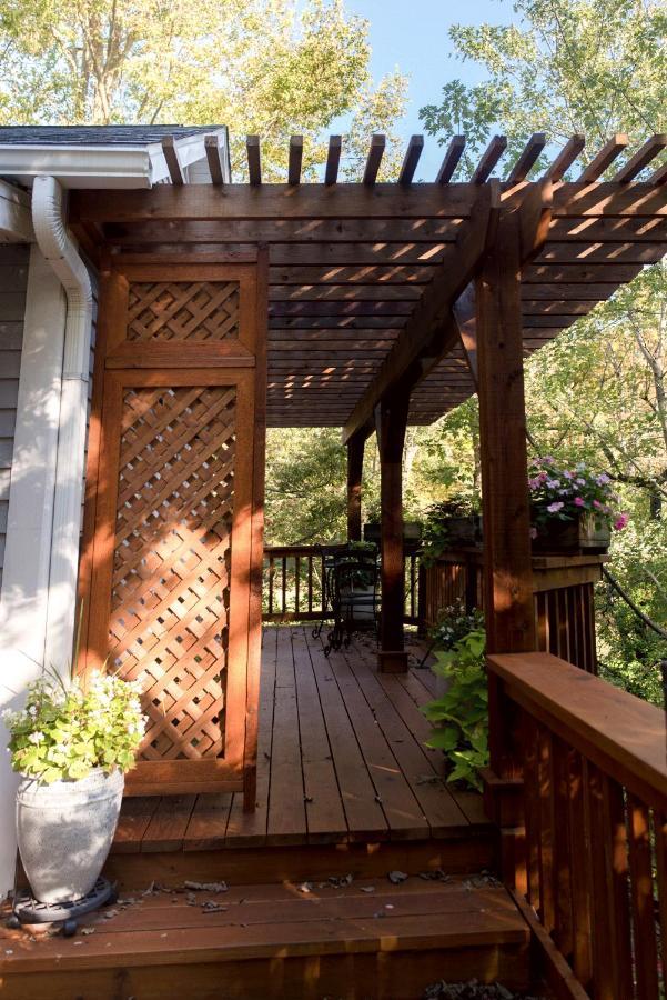 Dickson Street Bed & Breakfast เฟย์เอตต์วิลล์ ภายนอก รูปภาพ